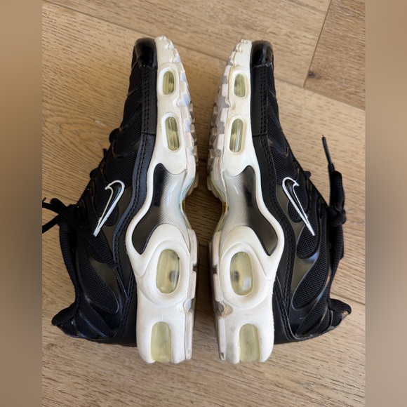 Nike Air Max Plus TN Black and White Sneakers - Picture 4 of 7